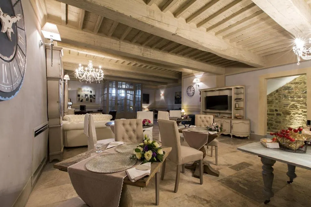 Le Bifore Bed & Breakfast Cortona