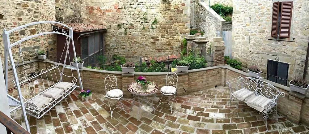 Le Bifore Bed & Breakfast Cortona