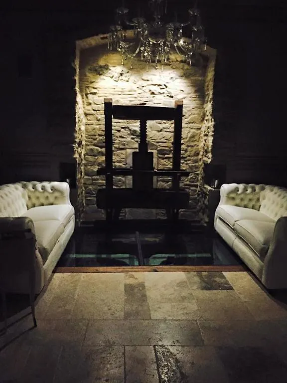 **  Le Bifore Bed & Breakfast Cortona Italy