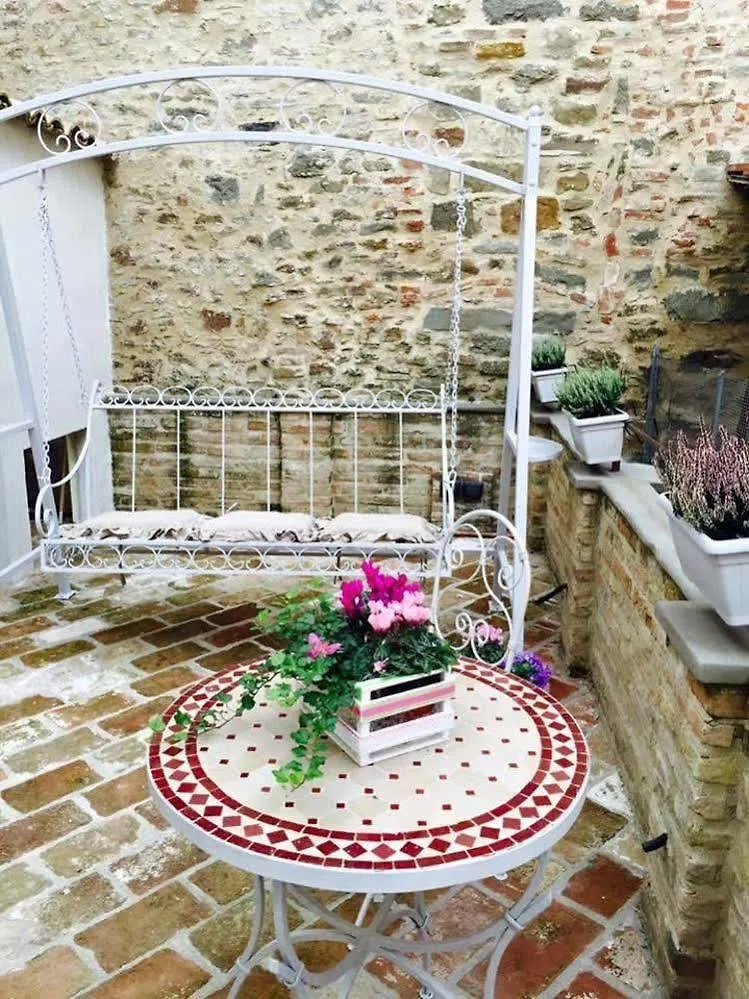 Le Bifore Bed & Breakfast Cortona