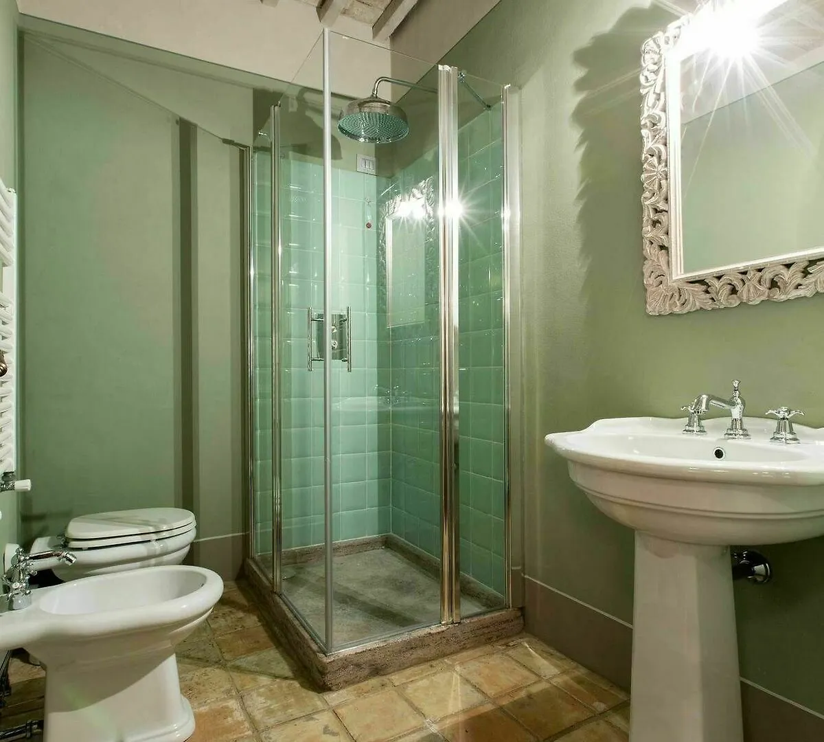 Le Bifore Bed & Breakfast Cortona 2*,